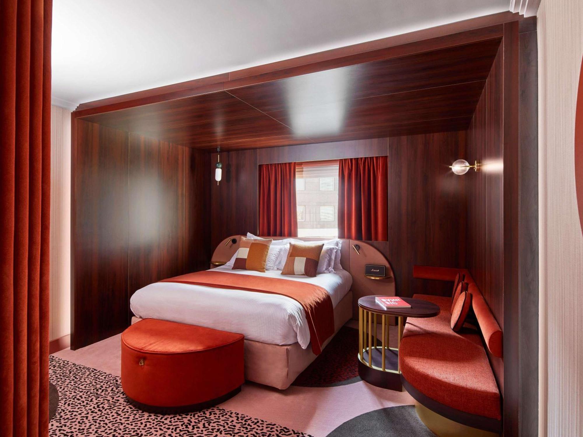 Nest Paris La Defense - Mgallery Пюто Екстер'єр фото A room at the hotel