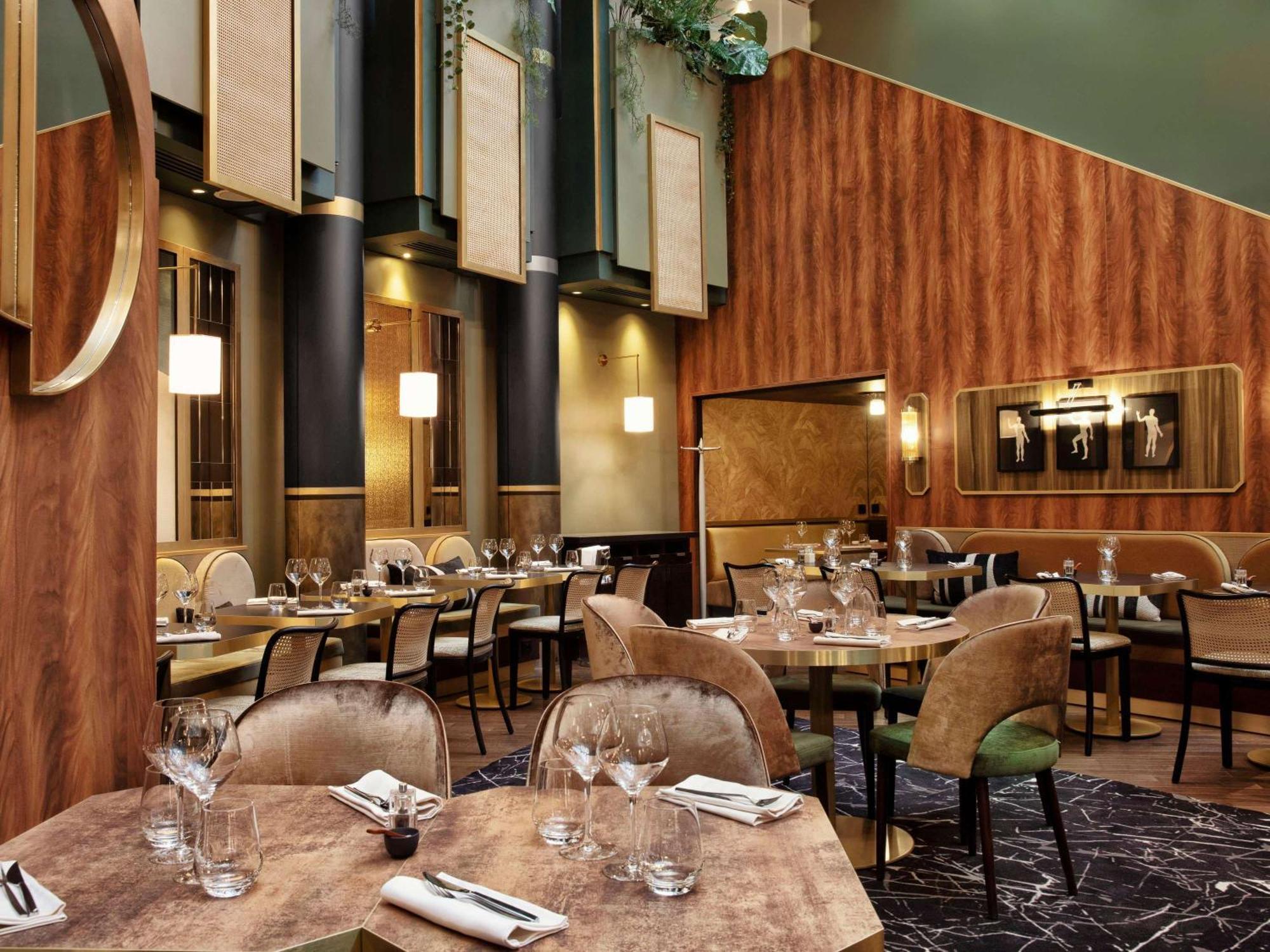 Nest Paris La Defense - Mgallery Пюто Екстер'єр фото Restaurant L'Atelier de Joël Robuchon, Paris